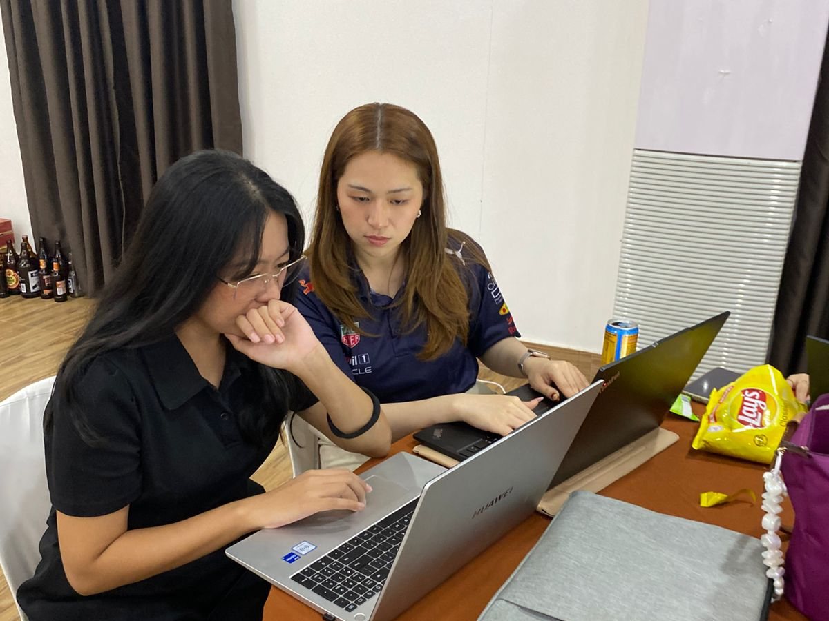Foundry for Good operators reviewing a venture idea together
